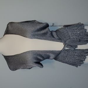 Cute silver top. Looks great with tank underneath